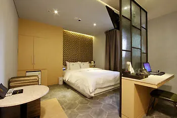 Moon Hotel Incheon